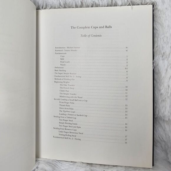 The Complete Cups And Balls 1998 First Edition By Michael Ammar No Dust Jacket - Picture 3 of 12